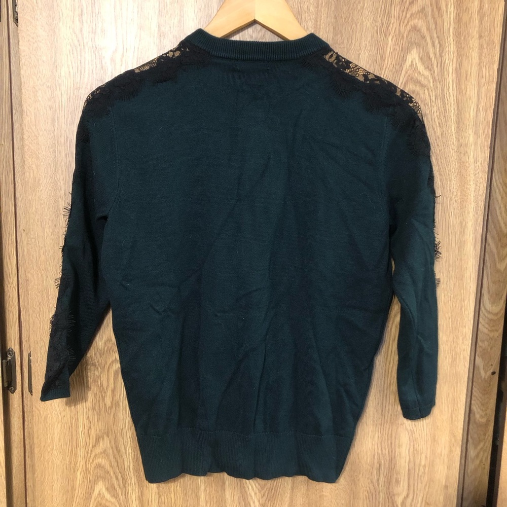 Chelsea & Theodore Dark Green Cardigan with Gold Rose Buttons - Picture 4 of 5